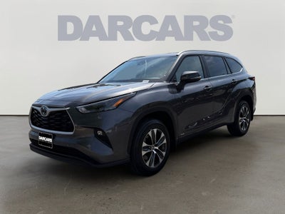 2025 Toyota Highlander Hybrid XLE