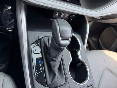 2025 Toyota Highlander Hybrid XLE
