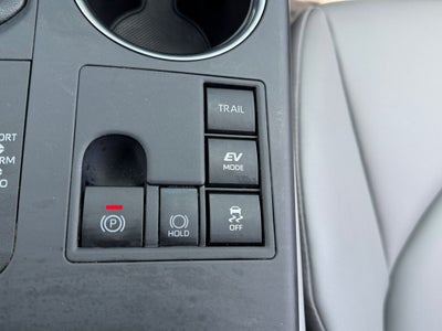 2025 Toyota Highlander Hybrid XLE