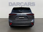 2025 Toyota Highlander Hybrid XLE