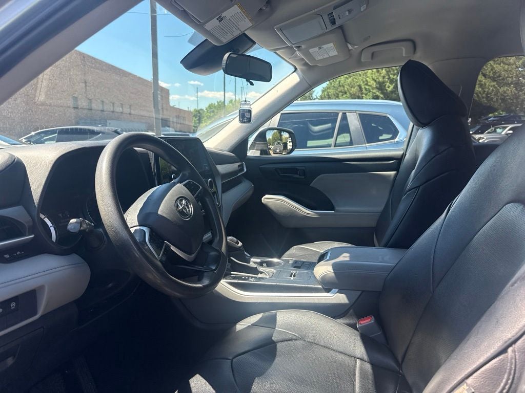 2023 Toyota Highlander L