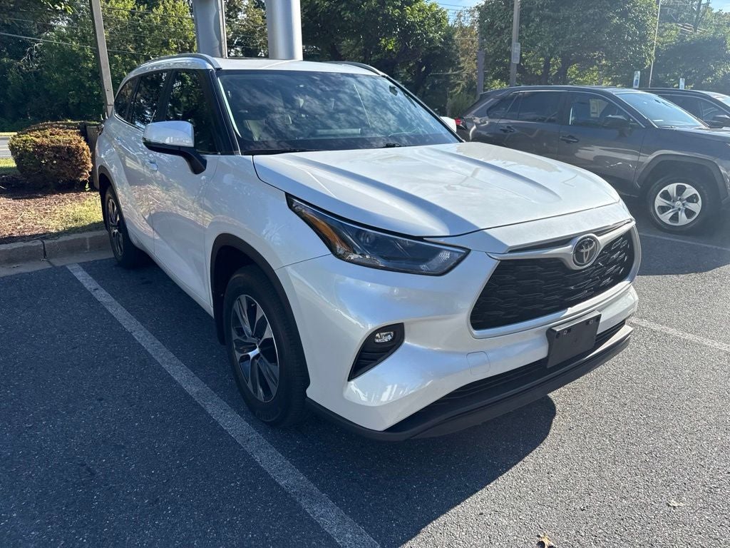 2024 Toyota Highlander XLE