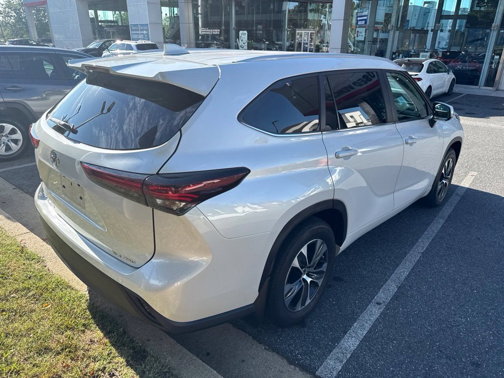 2024 Toyota Highlander XLE
