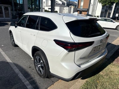2024 Toyota Highlander XLE