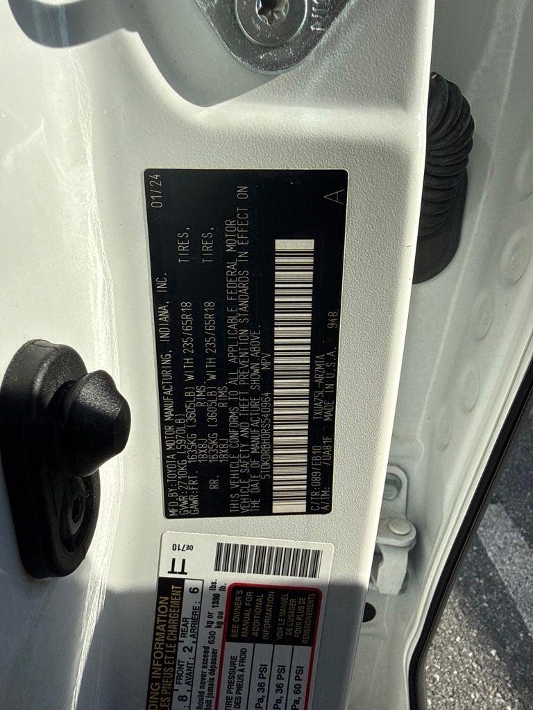 2024 Toyota Highlander XLE