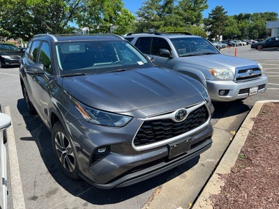 2024 Toyota Highlander XLE