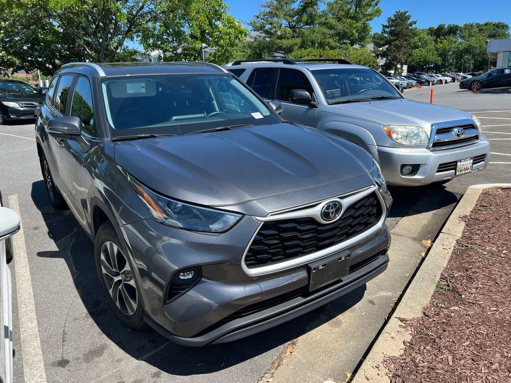 2024 Toyota Highlander XLE