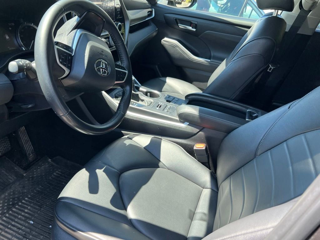 2024 Toyota Highlander XLE