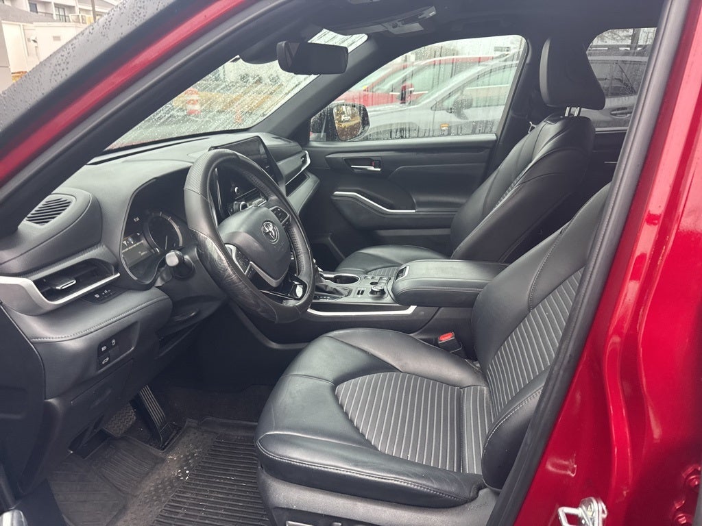 2024 Toyota Highlander XSE