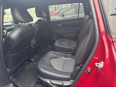 2024 Toyota Highlander XSE