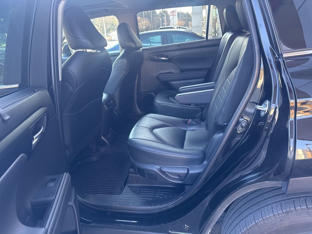 2024 Toyota Highlander XLE AWD!