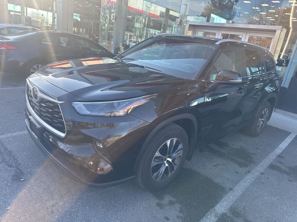 2024 Toyota Highlander XLE AWD!