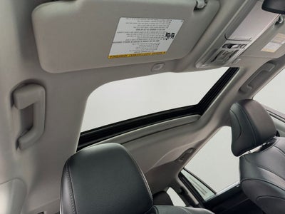 2025 Toyota Highlander Limited Low Miles!