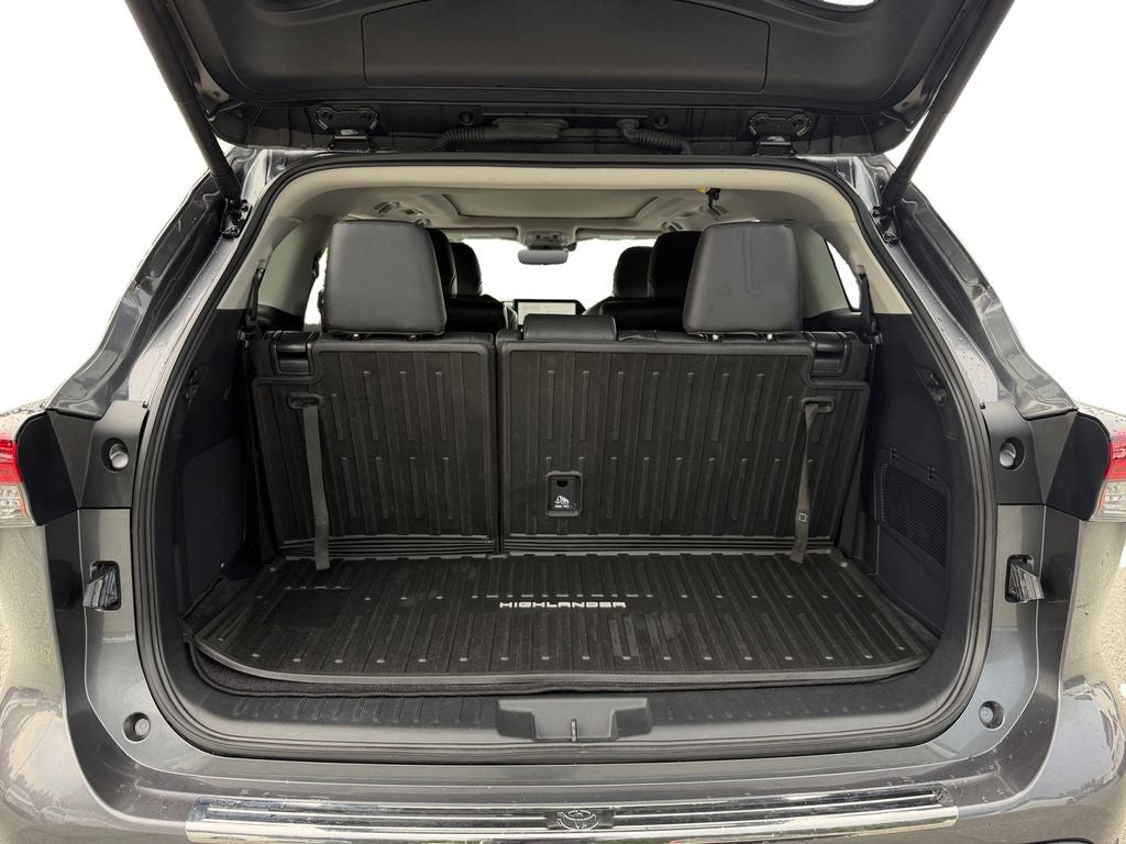 2024 Toyota Highlander Platinum