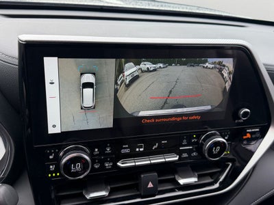 2024 Toyota Highlander Platinum