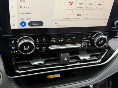 2024 Toyota Highlander Platinum