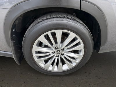 2024 Toyota Highlander Platinum