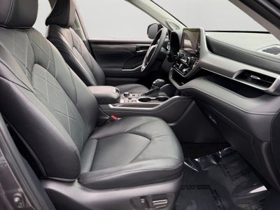 2024 Toyota Highlander Platinum