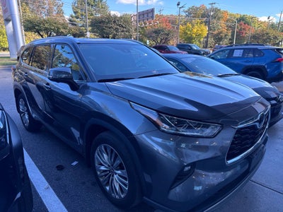2024 Toyota Highlander Platinum