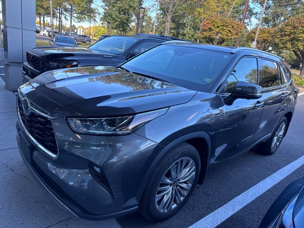 2024 Toyota Highlander Platinum