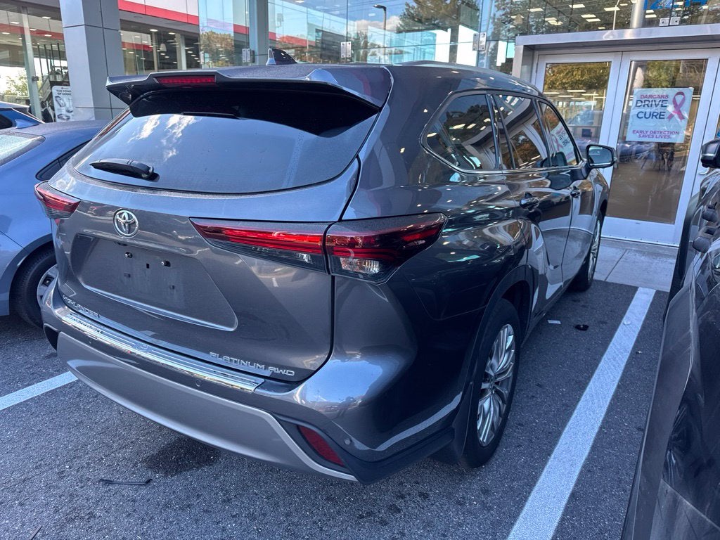2024 Toyota Highlander Platinum