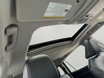 2024 Toyota Highlander XLE Super Low Miles!