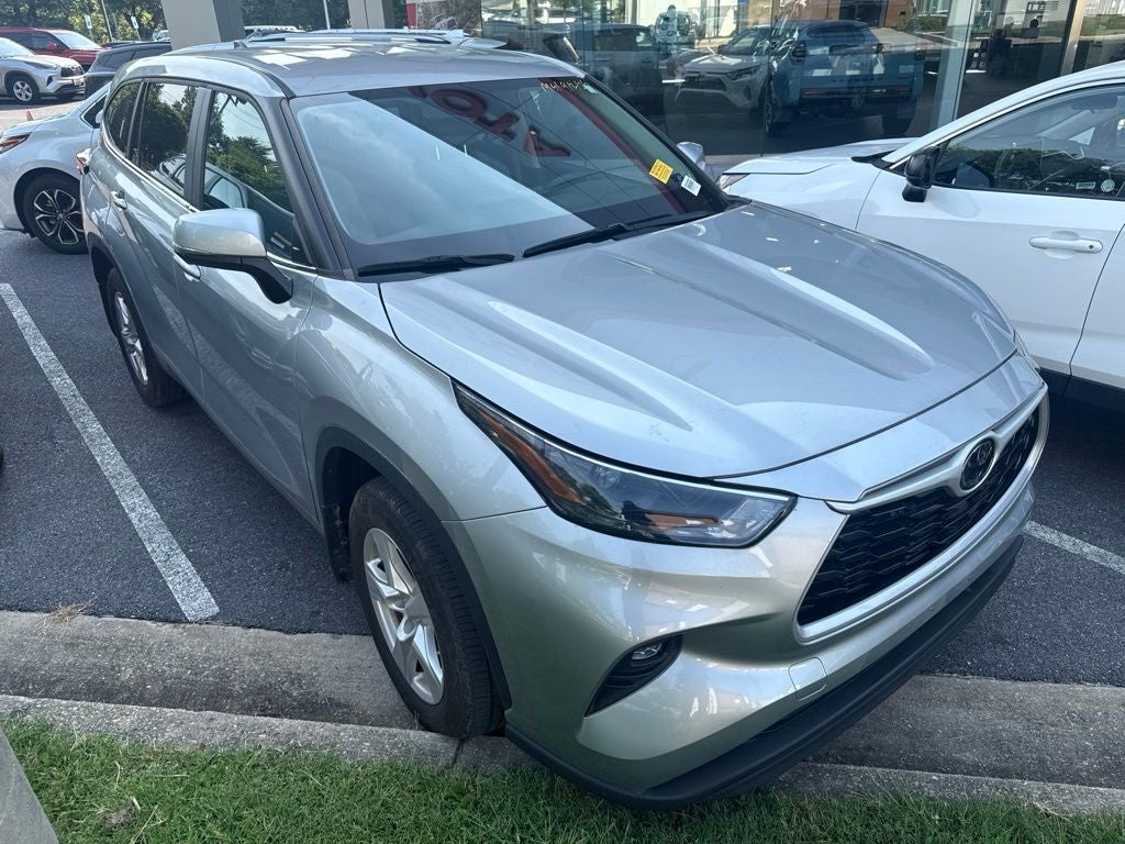 2023 Toyota Highlander LE