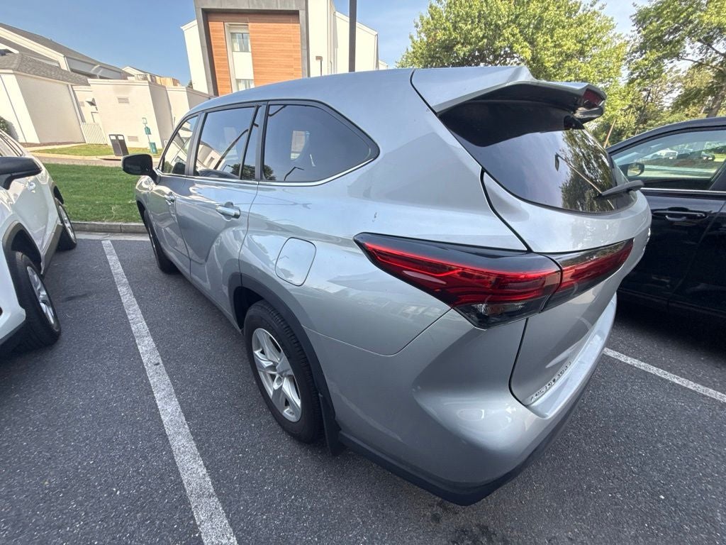 2023 Toyota Highlander LE