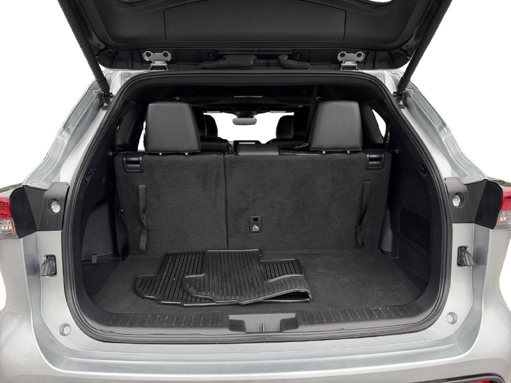 2025 Toyota Highlander XSE