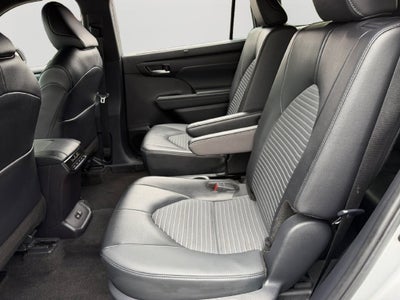 2025 Toyota Highlander XSE