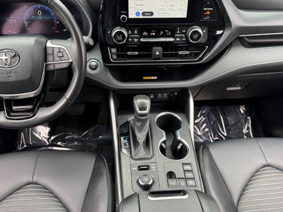 2025 Toyota Highlander XSE