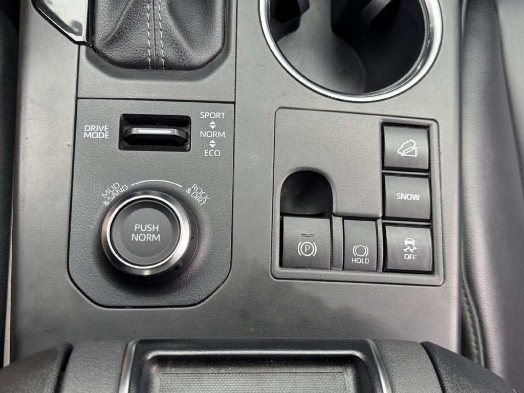 2025 Toyota Highlander XSE