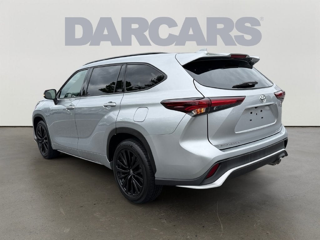 2025 Toyota Highlander XSE
