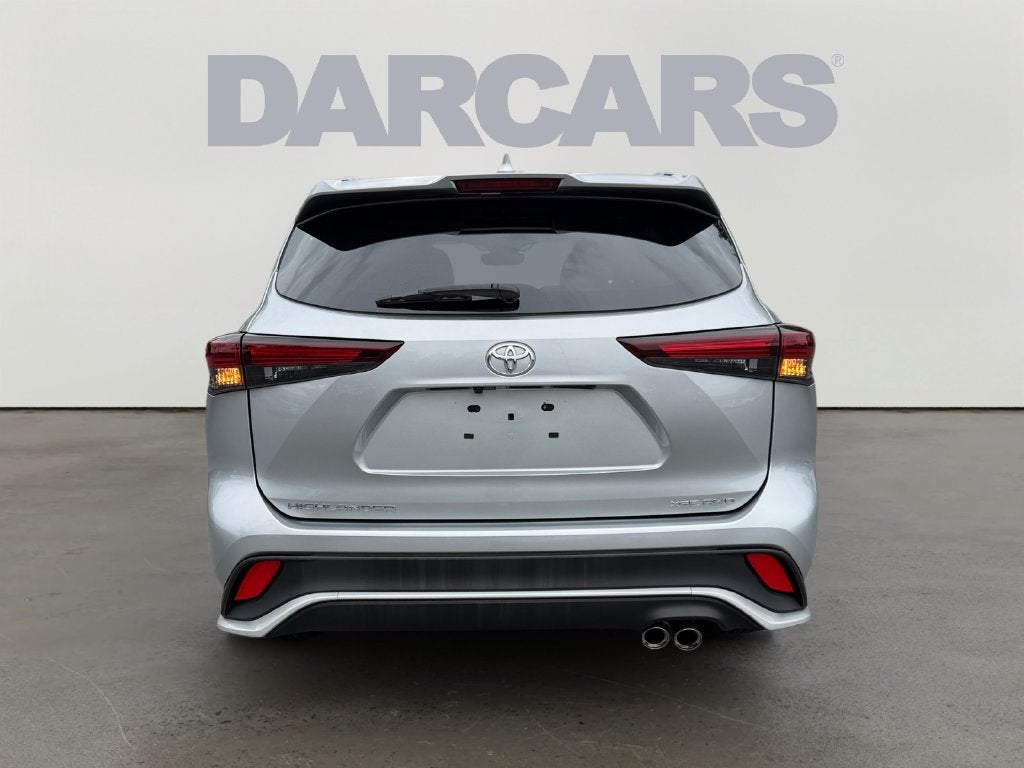 2025 Toyota Highlander XSE