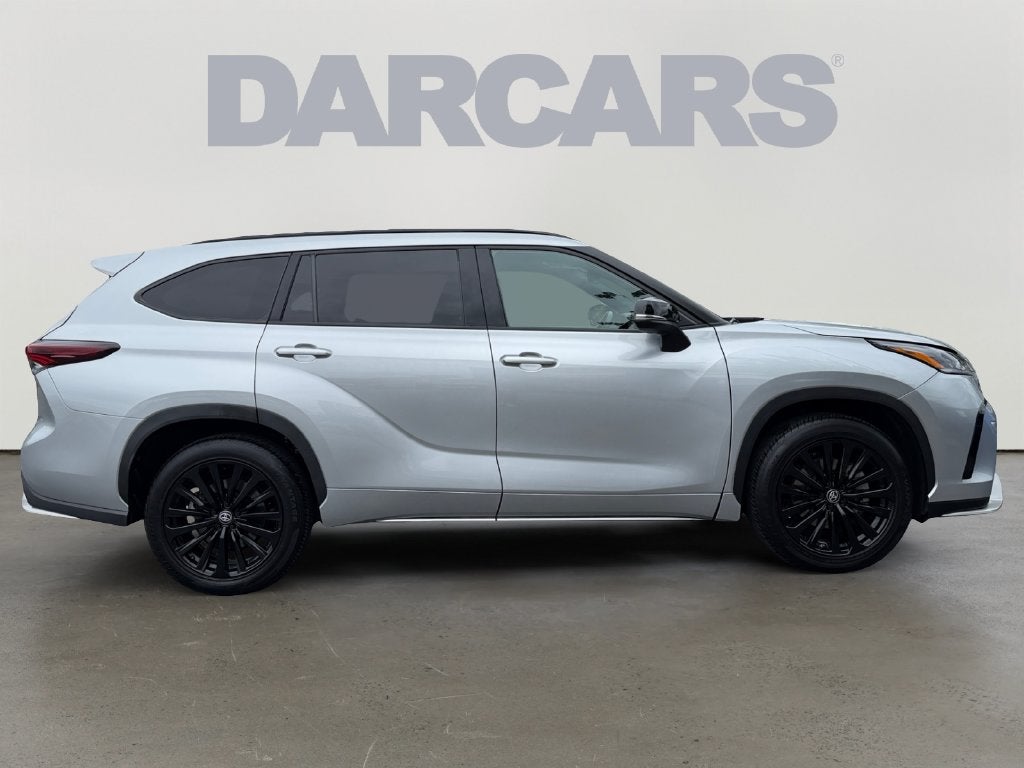 2025 Toyota Highlander XSE