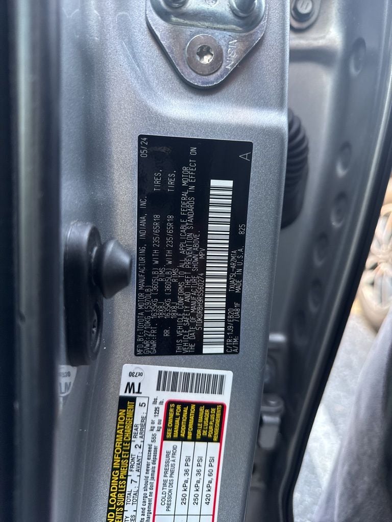 2024 Toyota Highlander XLE