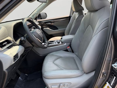 2025 Toyota Highlander Limited