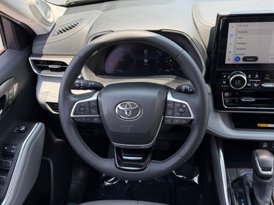 2025 Toyota Highlander Limited