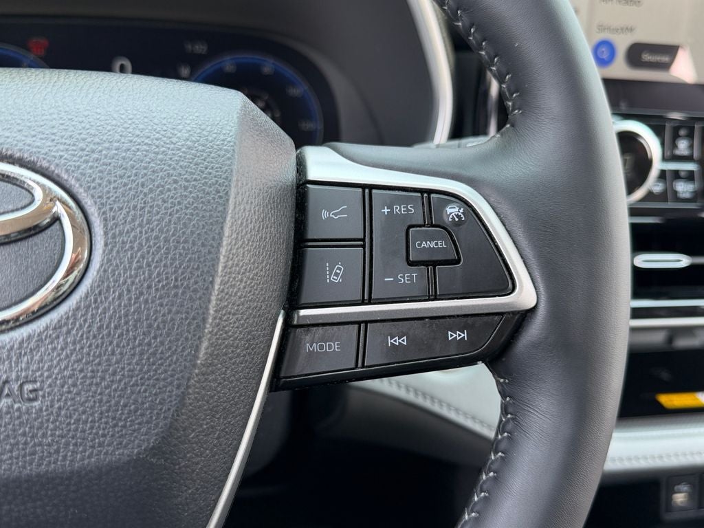 2025 Toyota Highlander Limited