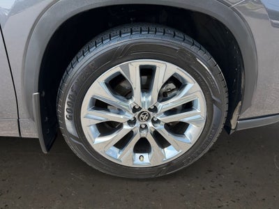 2025 Toyota Highlander Limited