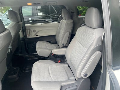 2021 Toyota Sienna LE 8 Passenger