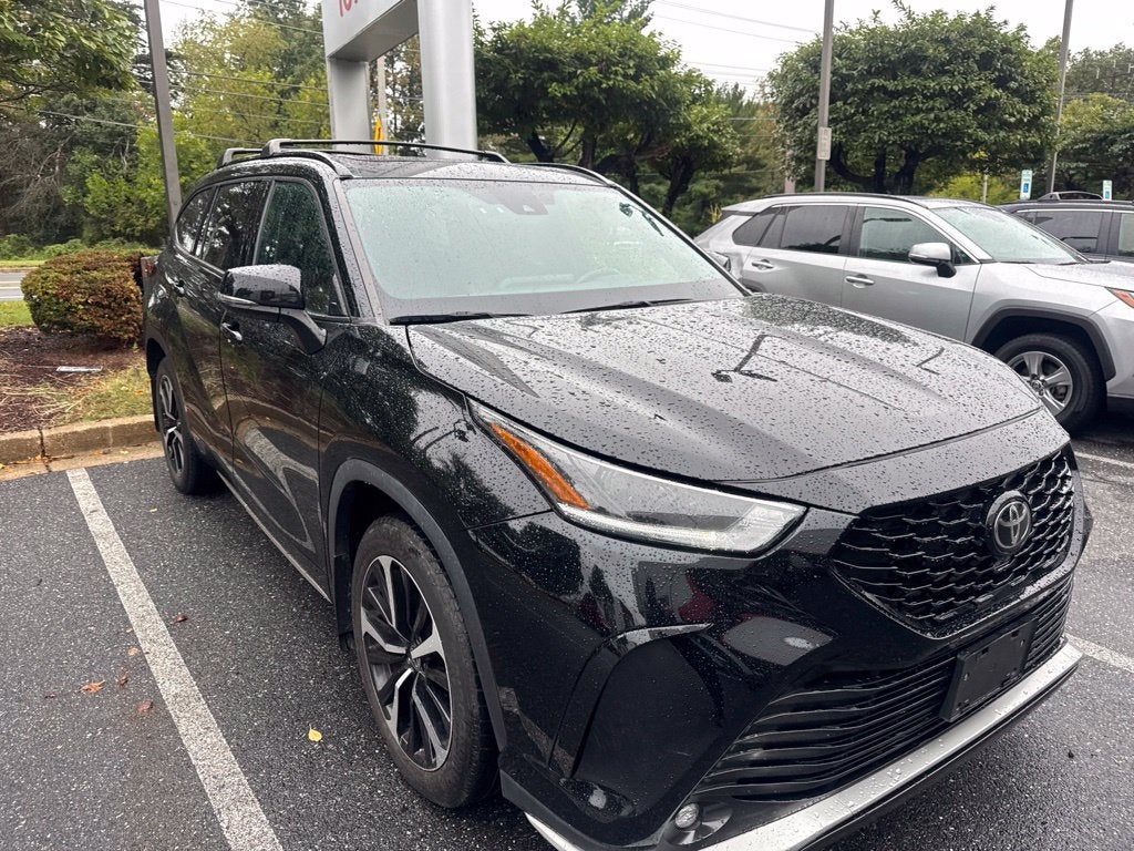 2022 Toyota Highlander XSE