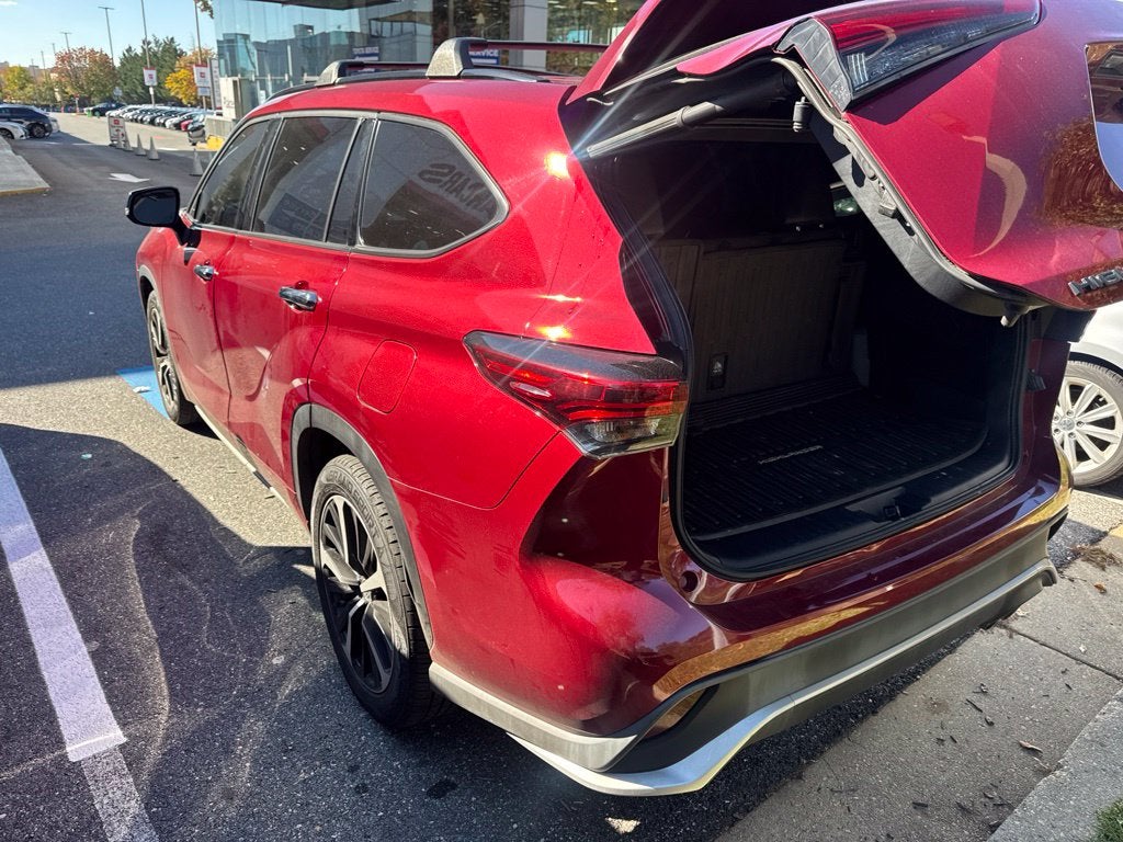 2022 Toyota Highlander XSE