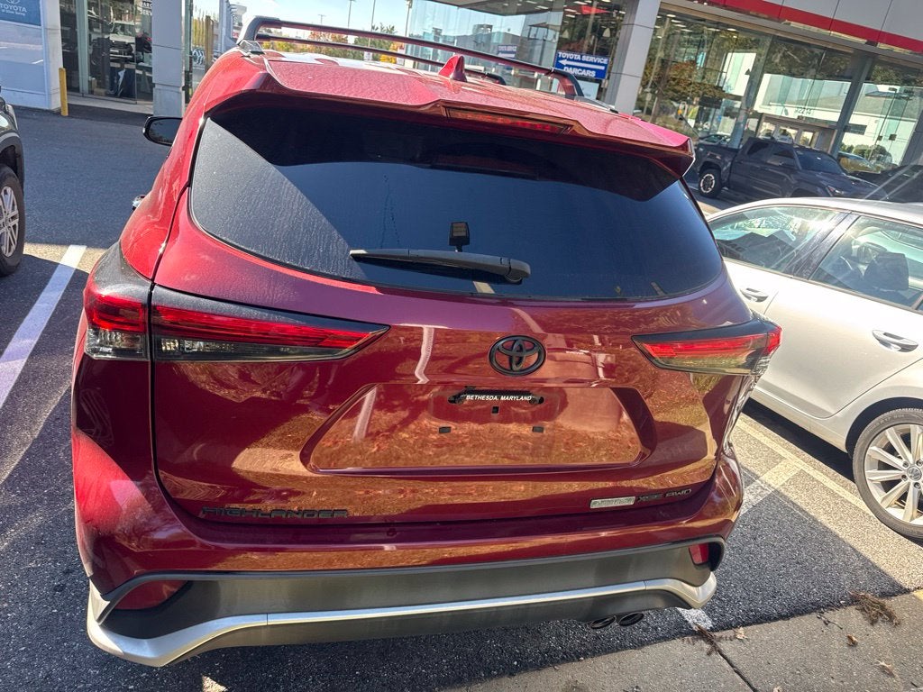 2022 Toyota Highlander XSE