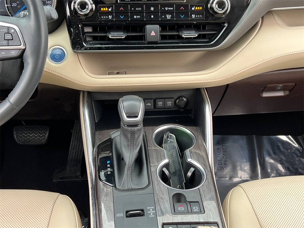 2021 Toyota Highlander Hybrid Limited Low Miles