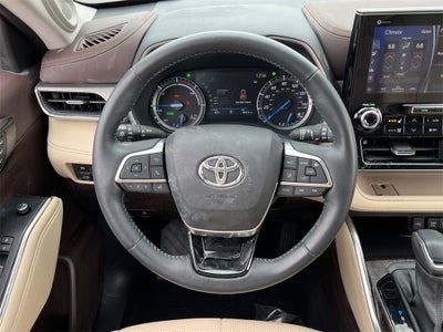 2021 Toyota Highlander Hybrid Limited Low Miles