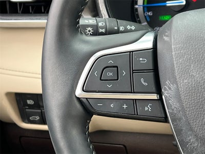 2021 Toyota Highlander Hybrid Limited Low Miles