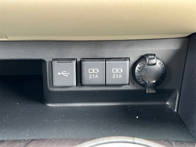 2021 Toyota Highlander Hybrid Limited Low Miles