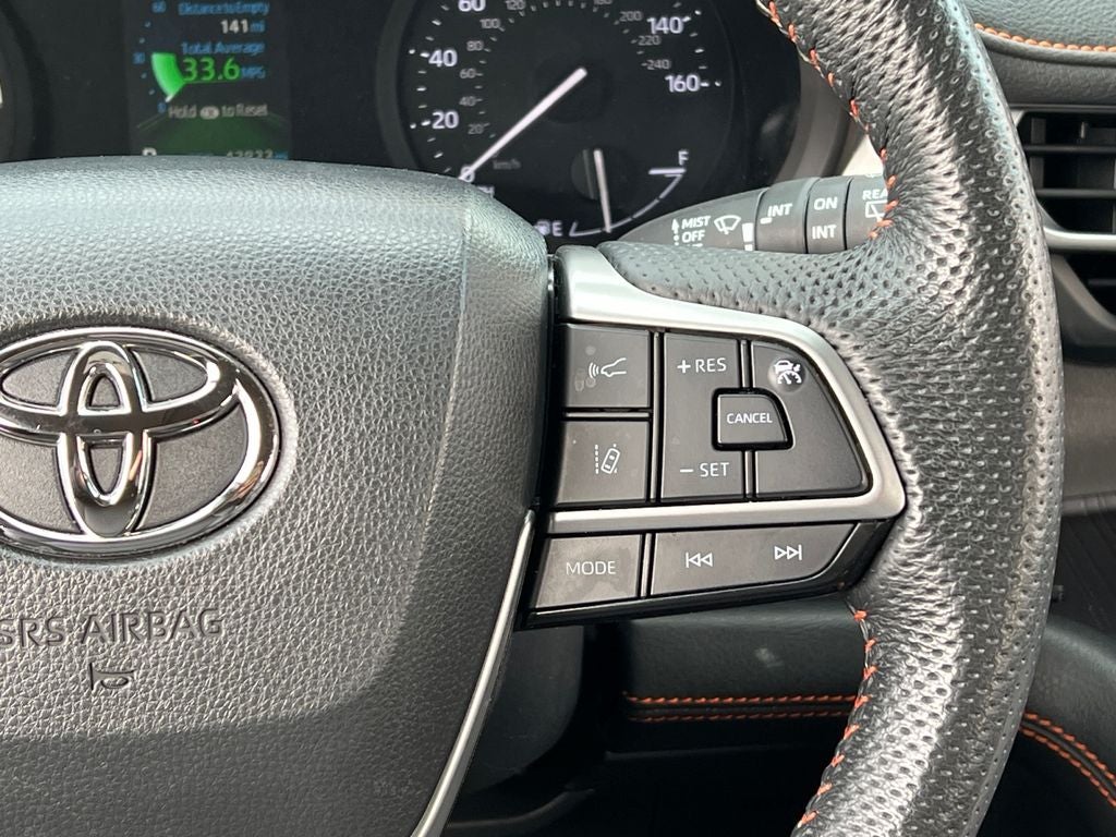 2022 Toyota Sienna XSE 7 Passenger