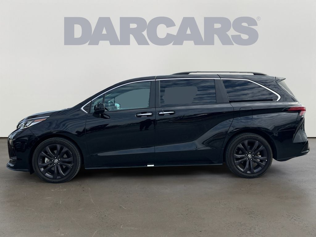 2022 Toyota Sienna XSE 7 Passenger